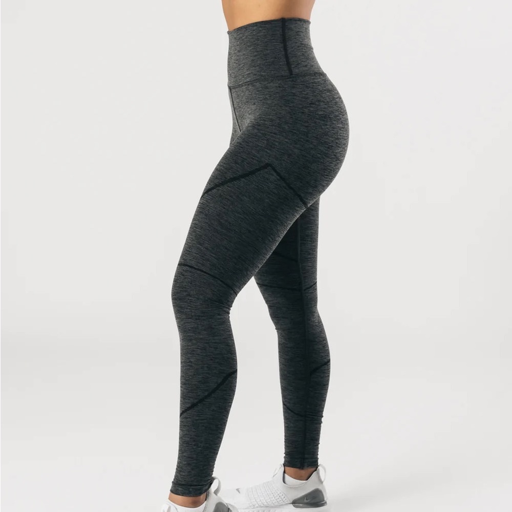ALPHALETE OG Revival Legging - SM in Powder Grey